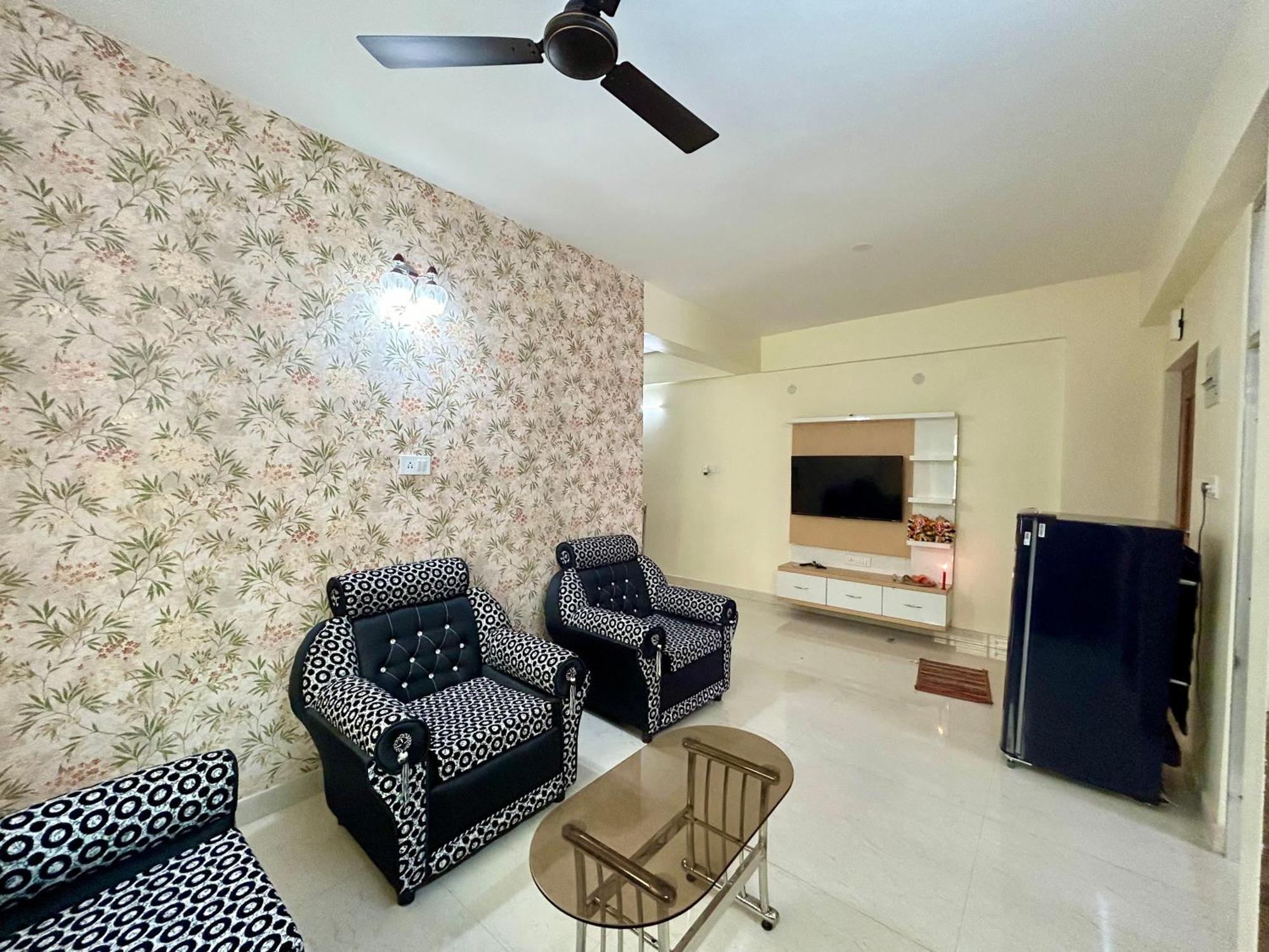 Exquisite 3bhk In The Heart Of Newtown Beside Axis Mall, Action Area 1 Apartment
